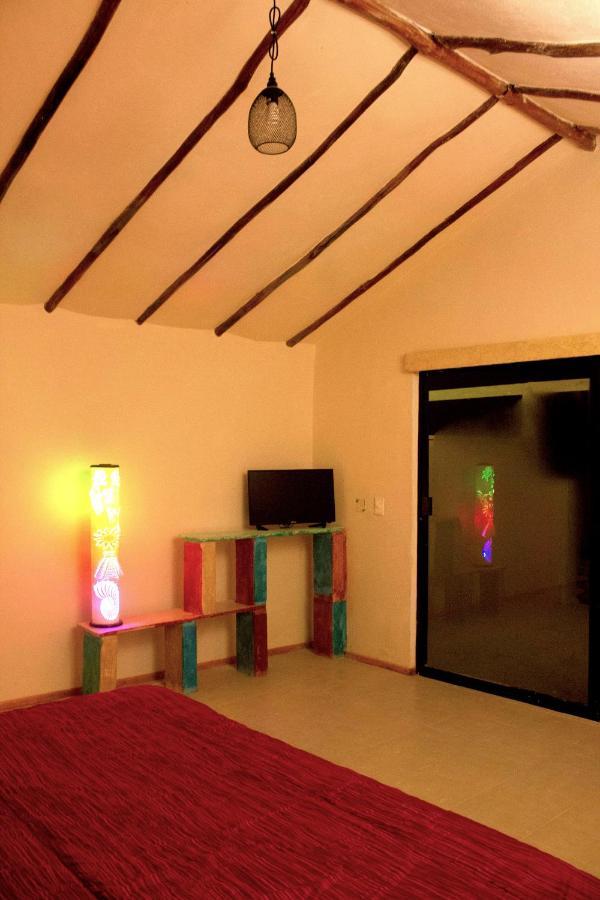 Nikte Estancia Y Jardin Hotel Puerto Morelos Eksteriør billede